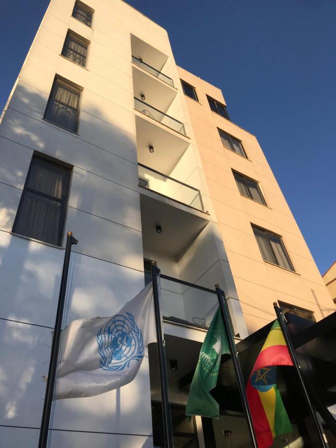 Cot Hotel Addis Abeba Esterno foto
